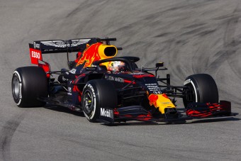 F1: Új tervvel győzködi a riválisokat a Red Bull