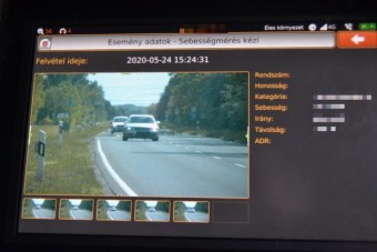 Azt hitték a rendőrök, sima gyorshajtót kaptak el Paksnál, aztán jöttek a meglepetések