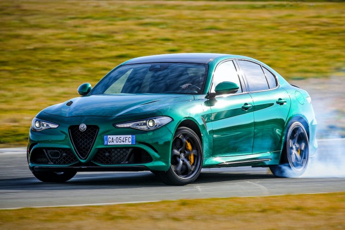 Megújultak a legerősebb Alfa Romeók 7