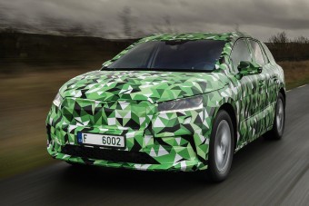 Csak villanymotor hajtja a legerősebb Škodát