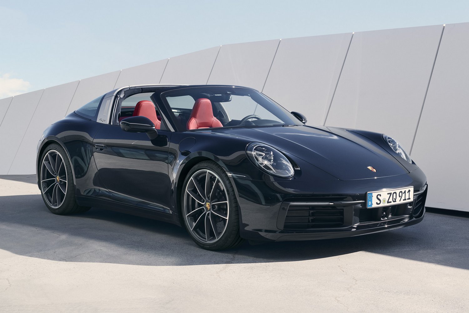 Nem kabrió, nem is kupé: visszatér a Porsche 911 Targa 8