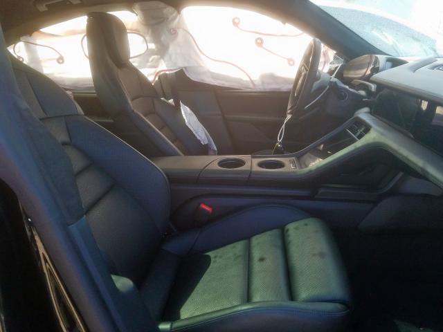 24 kilométer után összetörték a villany-Porschét 2