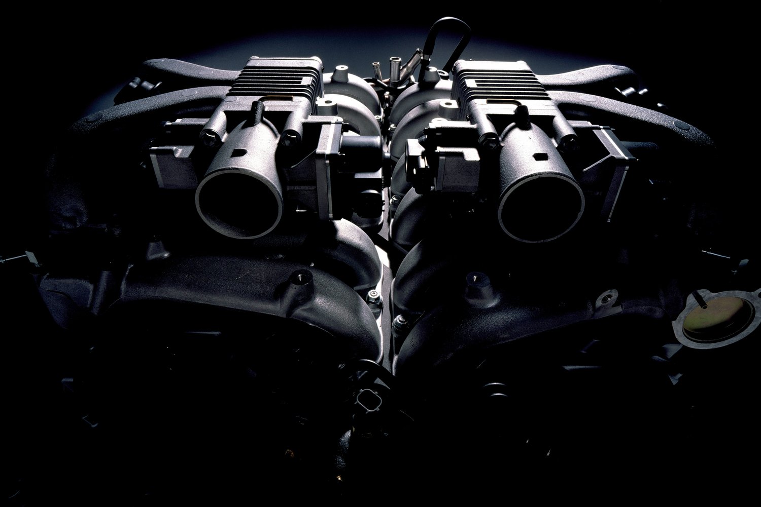 Ismét lesz V8-as hibridje a Lexusnak? 3