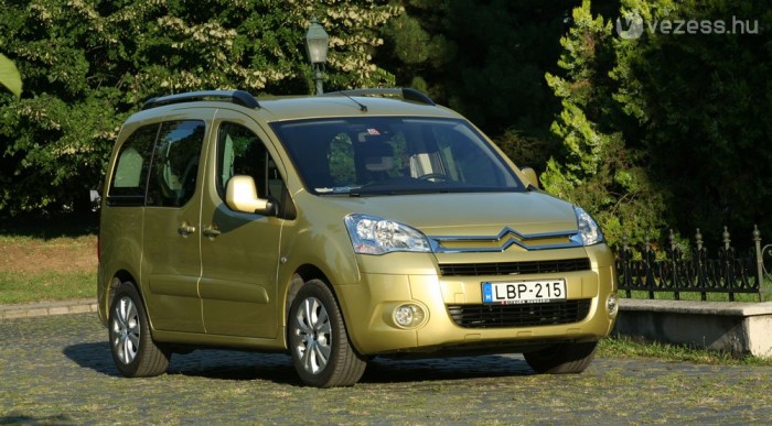 Megbízható sportautót használtan 3,5 millióért? 6