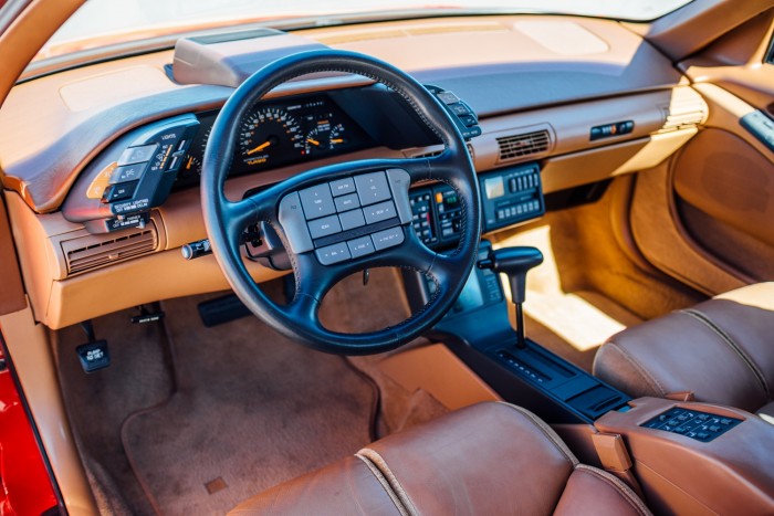 Pontiac, aminek a belseje akár a NASA vezérlőterme 6