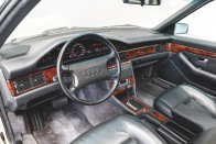 A V8 volt az Audi csúcsa 1990-ben 30