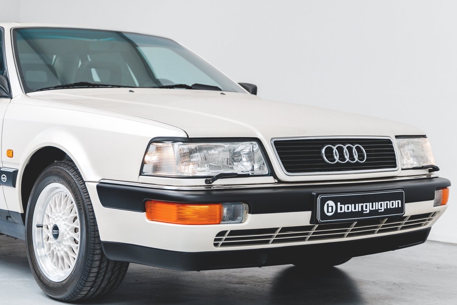 A V8 volt az Audi csúcsa 1990-ben 8