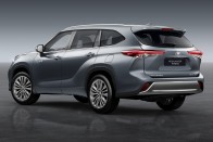 Hétüléses Toyota szabadidőjármű jön Európába 2