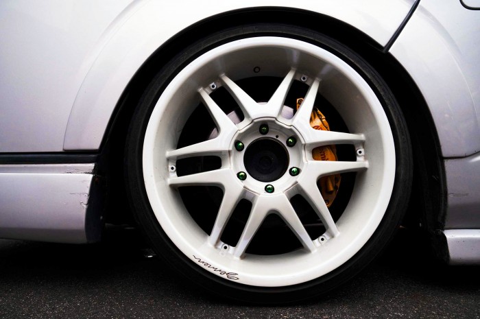 Versenygépet faragtak ebből a furgonból 3