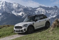 Két tucat fényképen a megújult Mini Countryman 341