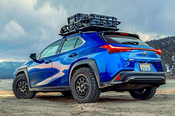 Férfiasító kezelésen esett át a városi terepjáró 8