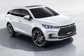 Ömlenek Európába a kínai autók