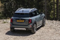 Két tucat fényképen a megújult Mini Countryman 199