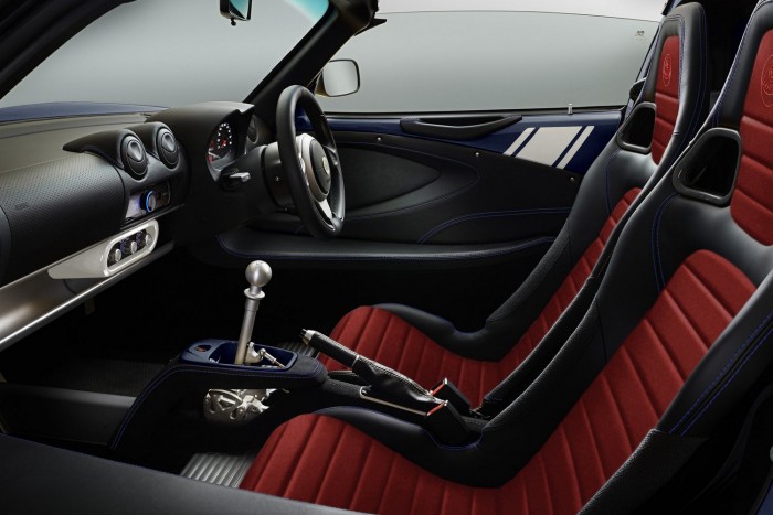 Színes időutazásra hívnak ezek az autók 8