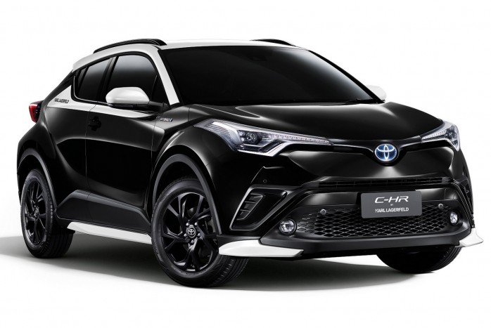 Divatautó feketén-fehéren 6