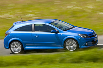 Megbízható sportautót használtan 3,5 millióért?