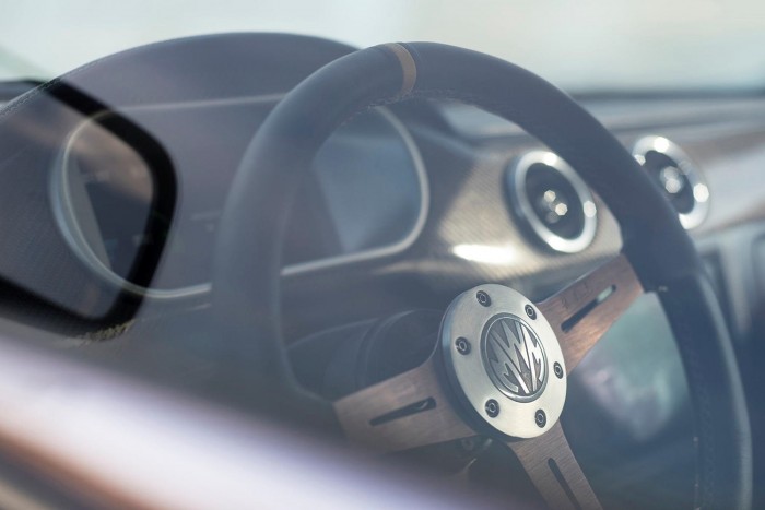 Retrohullámon lovagol a csehek elektromos autója 6 | Vezess Retrohullámon lovagol a csehek elektromos autója 6