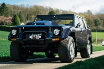 A Lamborghini LM002 az autók Rambója