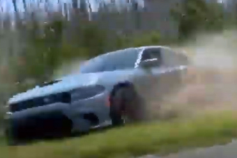 Sok lóerő találkozott kevés ésszel ennél az utcai gyorsulásnál