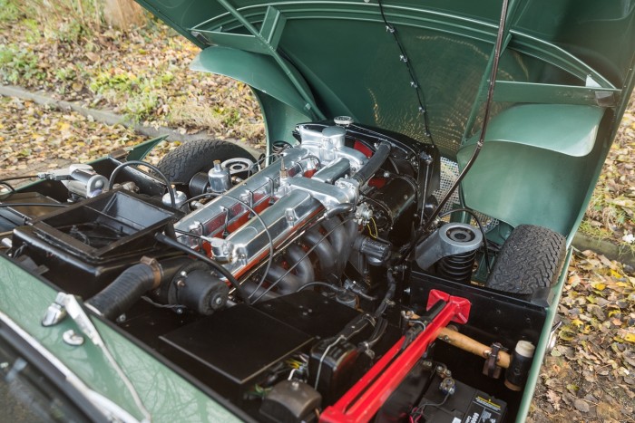 James Bond igazi Aston Martinja 6 | Vezess James Bond igazi Aston Martinja 6