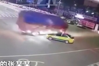 A baleset, amitől csak pislogni fogsz, mint hal a szatyorban