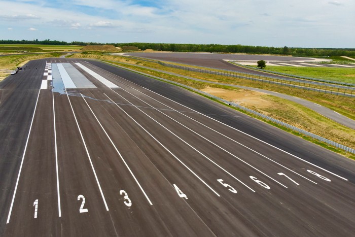 Már fékeket is lehet tesztelni a zalai járműpályán