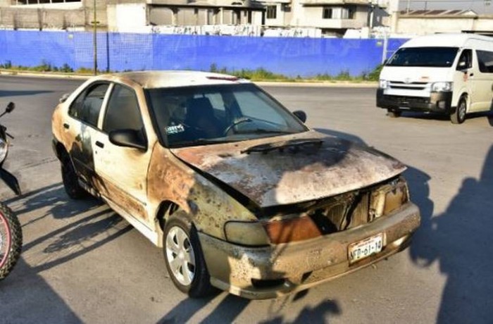 Akciófilmbe illő robbanást éltek túl ezek az autósok 1