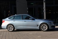 Ha szúrja is mások szemét, de öröm használtan a 3-as BMW 39