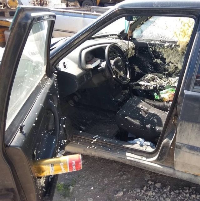 Robbanhat az autóban hagyott alkoholos kézfertőtlenítő 1