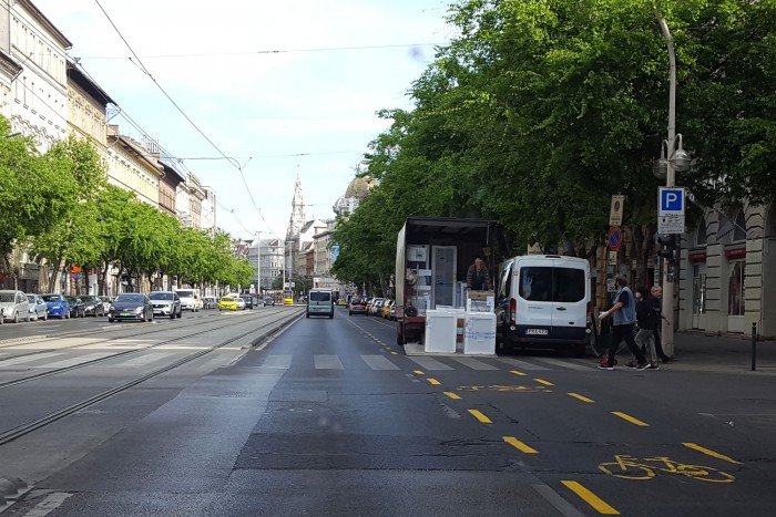 A részeg és a gyorshajtó autósokat nem állította le járvány 8 A részeg és a gyorshajtó autósokat nem állította le járvány 8