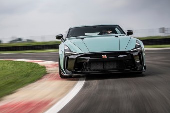Szívdöglesztő az Italdesign évfordulós Nissan GT-R50-je