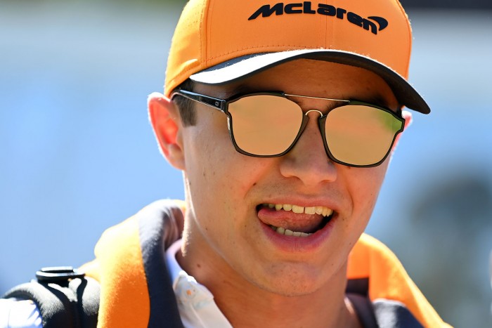 F1: Sokkot kapott a McLaren versenyzője