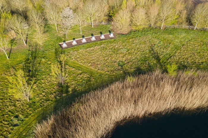 Autók helyett méz készül a Rolls-Royce-nál 2
