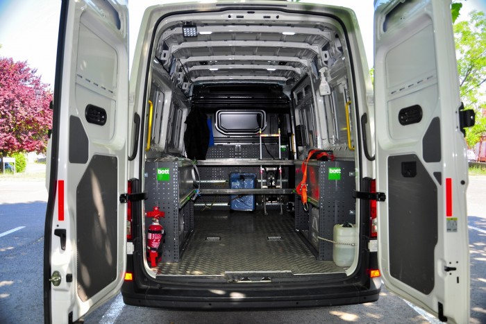 Ezek a furgonok házhoz viszik az oxigént 1