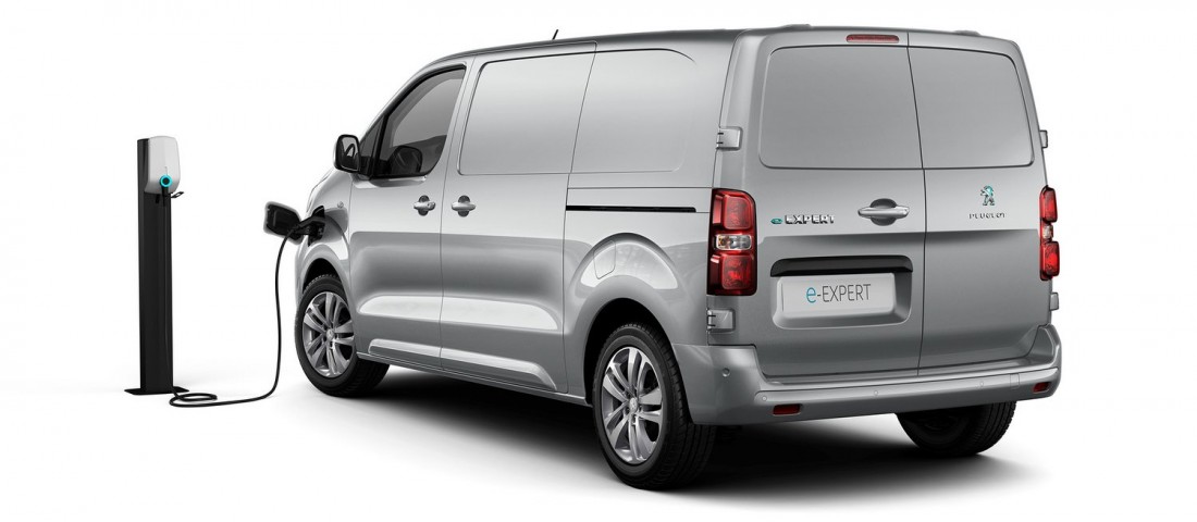 Egész nap bírja a Peugeot elektromos furgonja