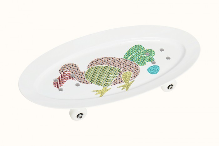 A luxus netovábbja a porcelánból készült gördeszka