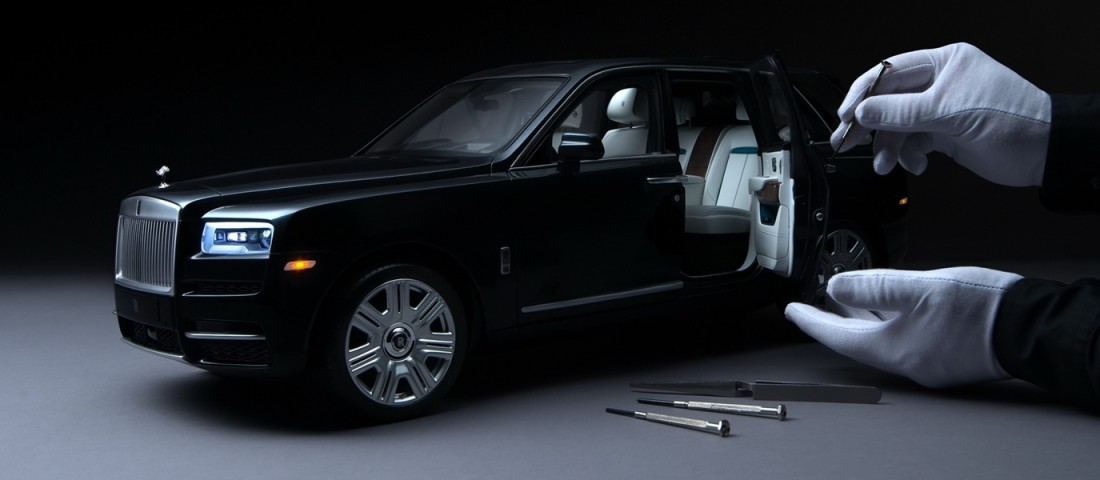 A Rolls-Royce még a modellautót se aprózza el