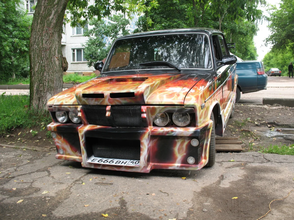 Tíz friss sírva röhögős autó a fájdalmas tuning világából 2 Tíz friss sírva röhögős autó a fájdalmas tuning világából 2