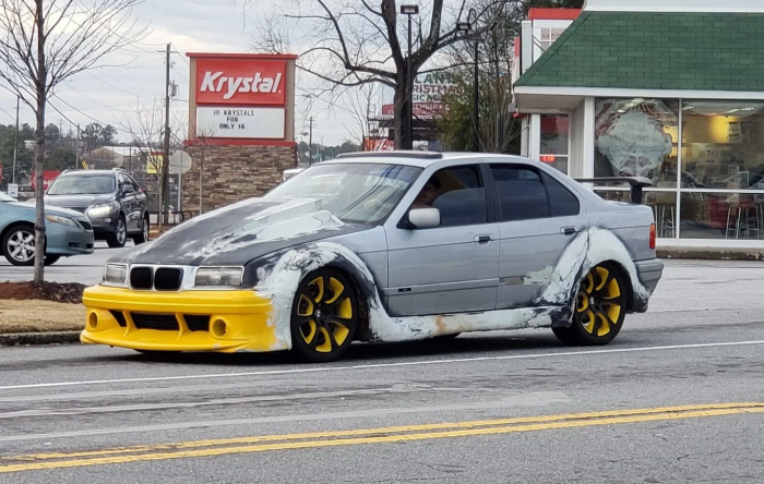 Tíz friss sírva röhögős autó a fájdalmas tuning világából 8 Tíz friss sírva röhögős autó a fájdalmas tuning világából 8