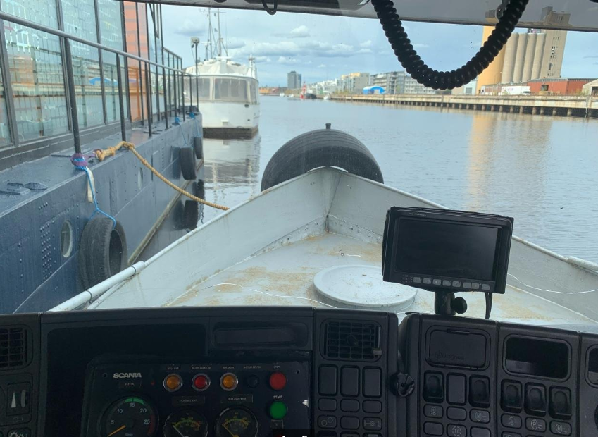 Teherautóval van közeli rokonságban ez a hajó 1 | Vezess Teherautóval van közeli rokonságban ez a hajó 1