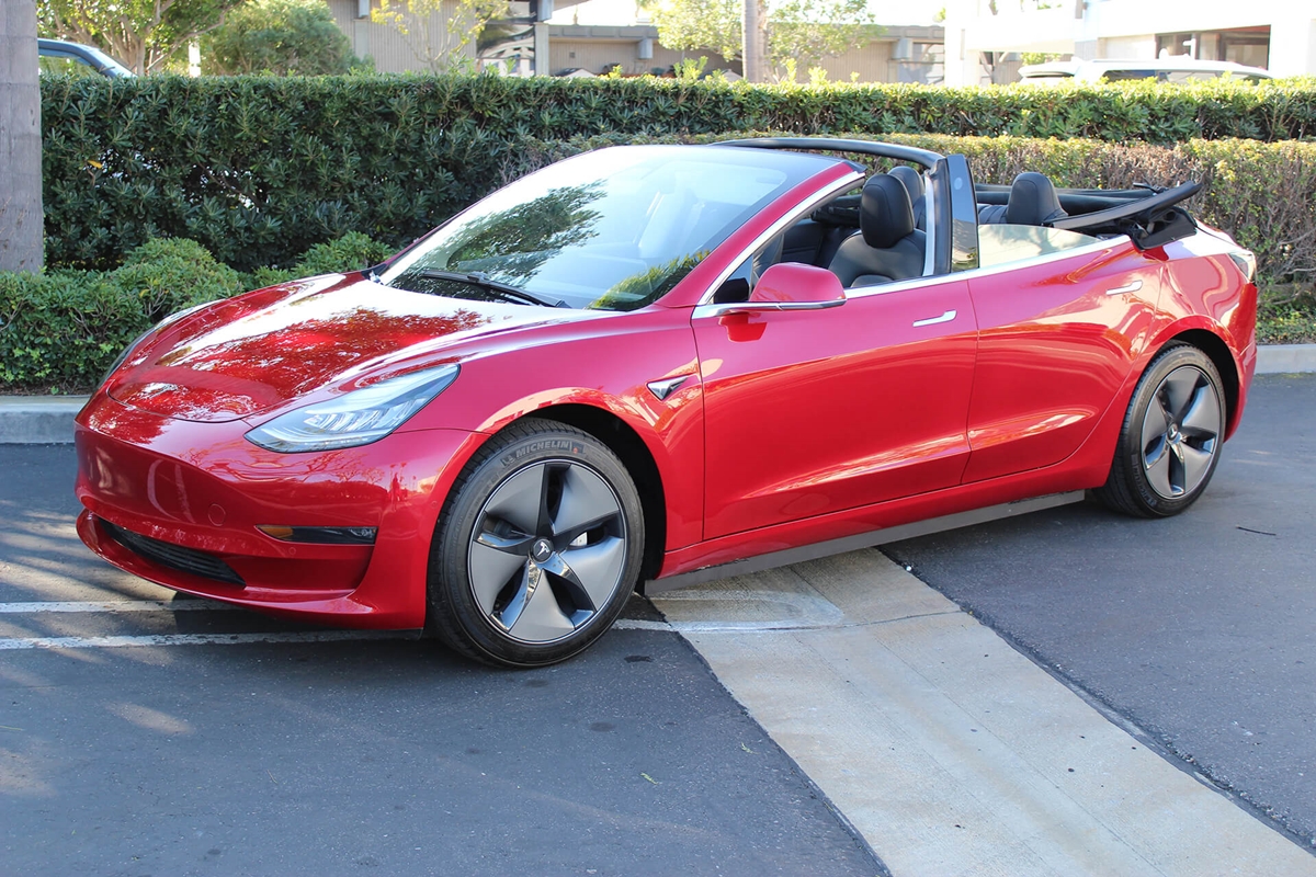 Amíg nincs Roadster, addig itt a Tesla Model 3 kabrió 7