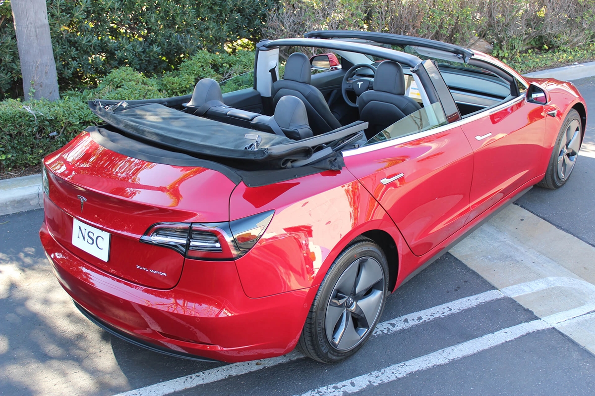 Amíg nincs Roadster, addig itt a Tesla Model 3 kabrió 3