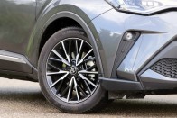 Toyota, négyliteres fogyasztással – C-HR 1,8 hibrid teszt 42