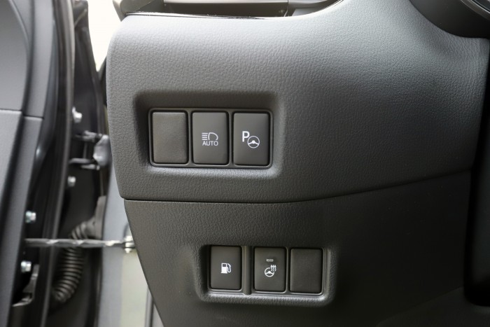 Toyota, négyliteres fogyasztással – C-HR 1,8 hibrid teszt 13 Toyota, négyliteres fogyasztással – C-HR 1,8 hibrid teszt 13