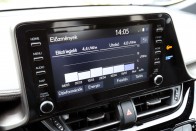 Toyota, négyliteres fogyasztással – C-HR 1,8 hibrid teszt 57