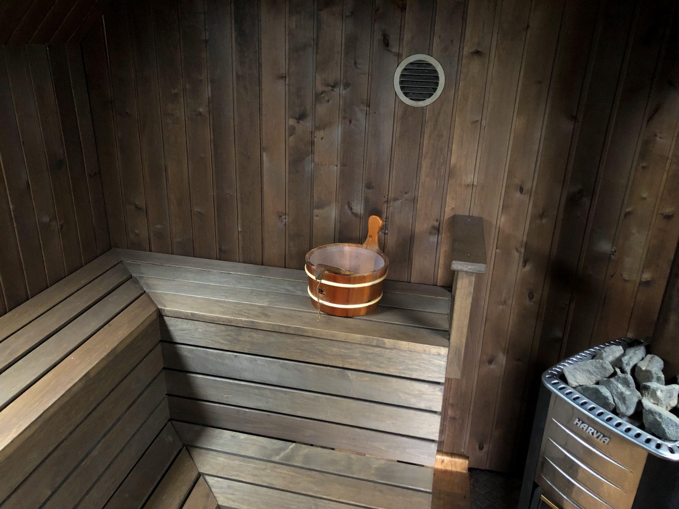 Mi legyen az öreg ZiL-ből? Hát persze, hogy szauna! 1