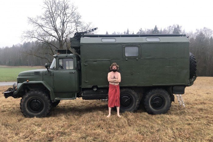 Mi legyen az öreg ZiL-ből? Hát persze, hogy szauna!