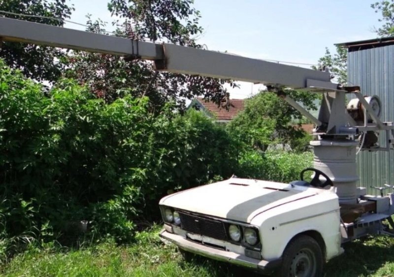 Vén Ladából tákolt darut egy orosz ezermester 1