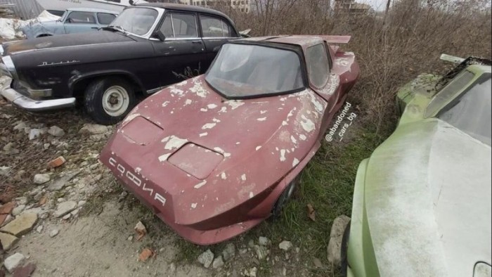 Elhagyott egyedi sportkocsikra bukkantak Bulgáriában 4