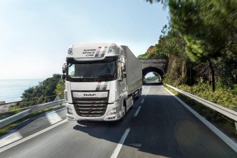 Magyar színekbe öltöznek a DAF teherautók